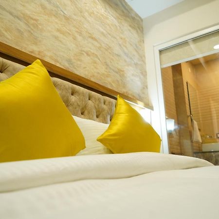 Hotel Shanti Sagar Kharar Bagian luar foto