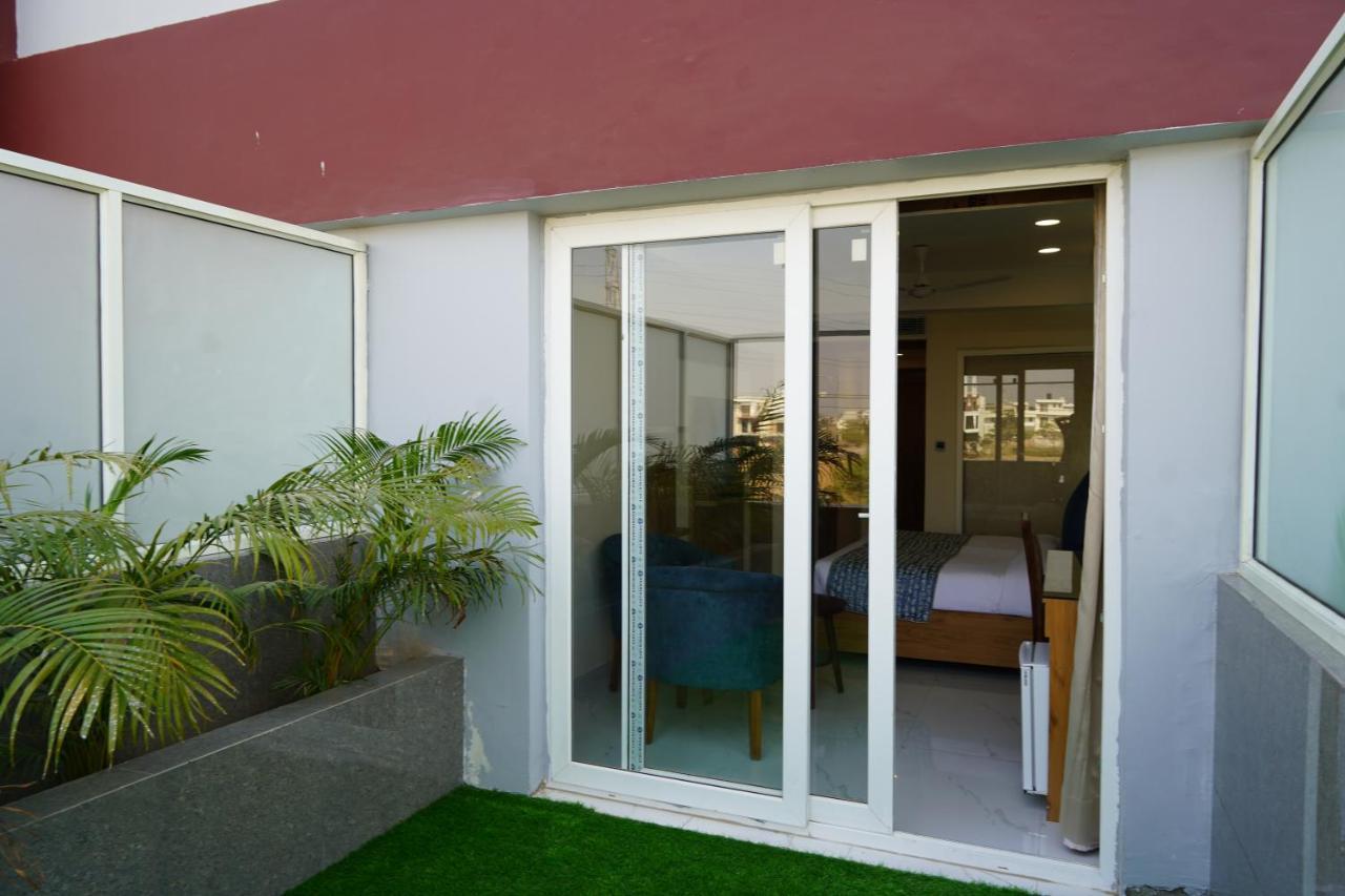 Hotel Shanti Sagar Kharar Bagian luar foto