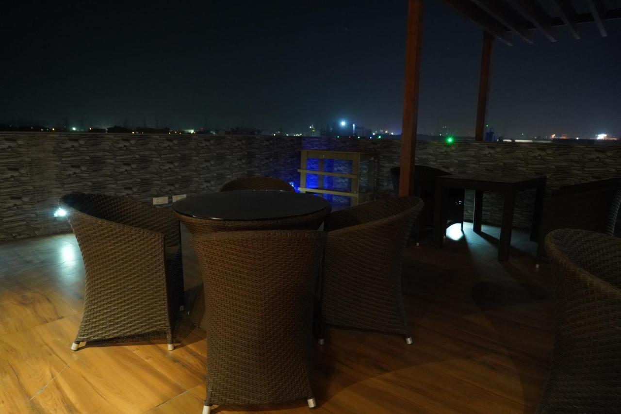 Hotel Shanti Sagar Kharar Bagian luar foto